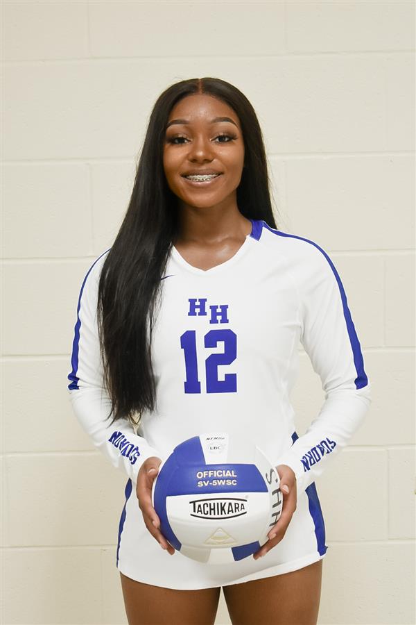 Senior Morgan Stringer